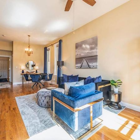 Lovely 2 Bed 3 Miles From Dt W Free Parking Chicago Exterior photo